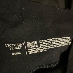 Victoria secret knockout legging